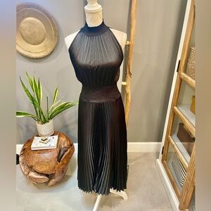 Stunning halter pleated dress